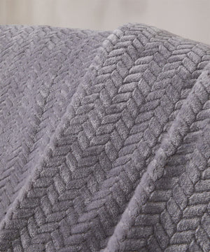 Decor&More Noble House Oversized and Extra Heavy Chevron Braided Throw Blanket (50" x 70")