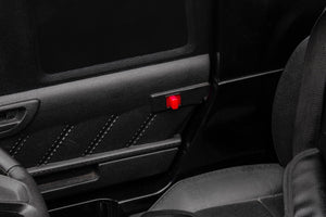 12V7A 30W*2 Four-Wheel Drive Seat One Button Start, Forward And Backward, High And Low Speed, Music, Front Light, Power Display, Two Doors Can Open, 2.4G R / C, Seat Belt Four Wheel Absorber
