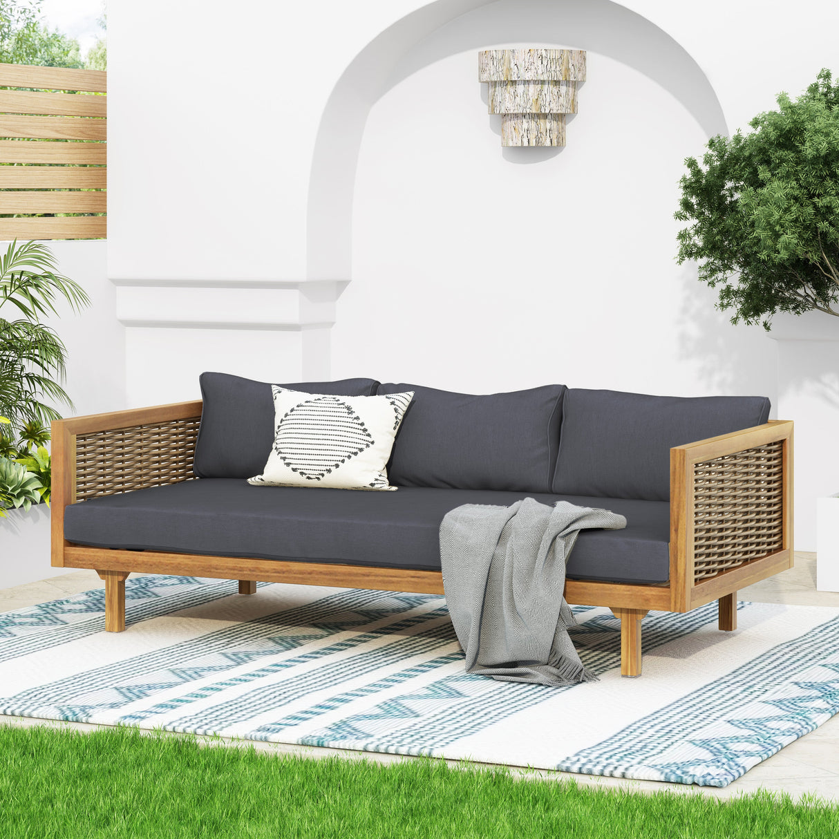 Claremont 3 Seater Daybed With Rattan Arms