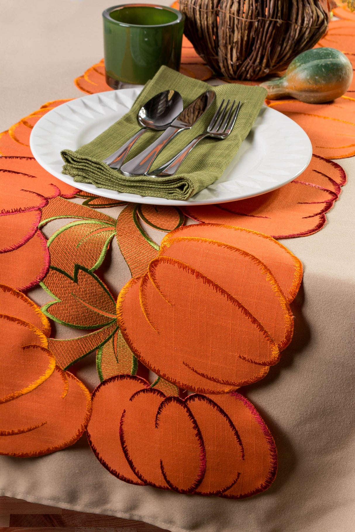 DII Embroidered Fall Embroidered Cut-Out Table Runner, 14x60, Pumpkins