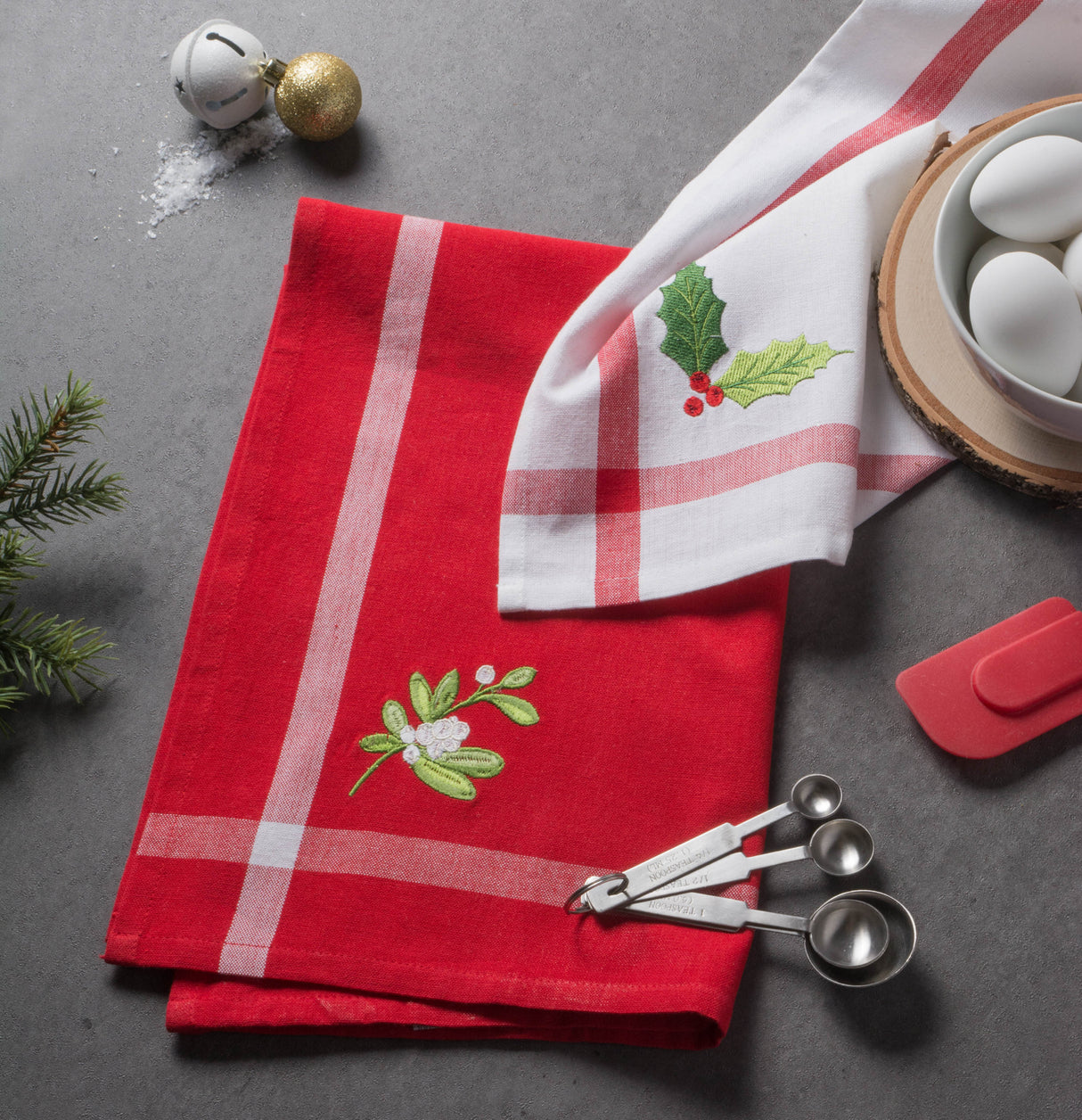 DII Holiday Mixed Dishtowel Set/2, Holly & Mistletoe