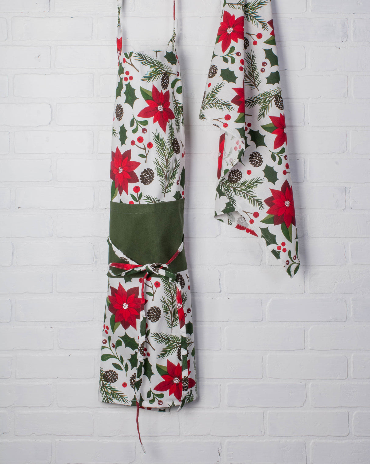 DII Holiday Chef Apron, Woodland Christmas