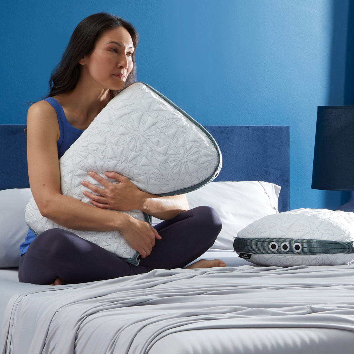 BedGear storm cuddle curve pillow