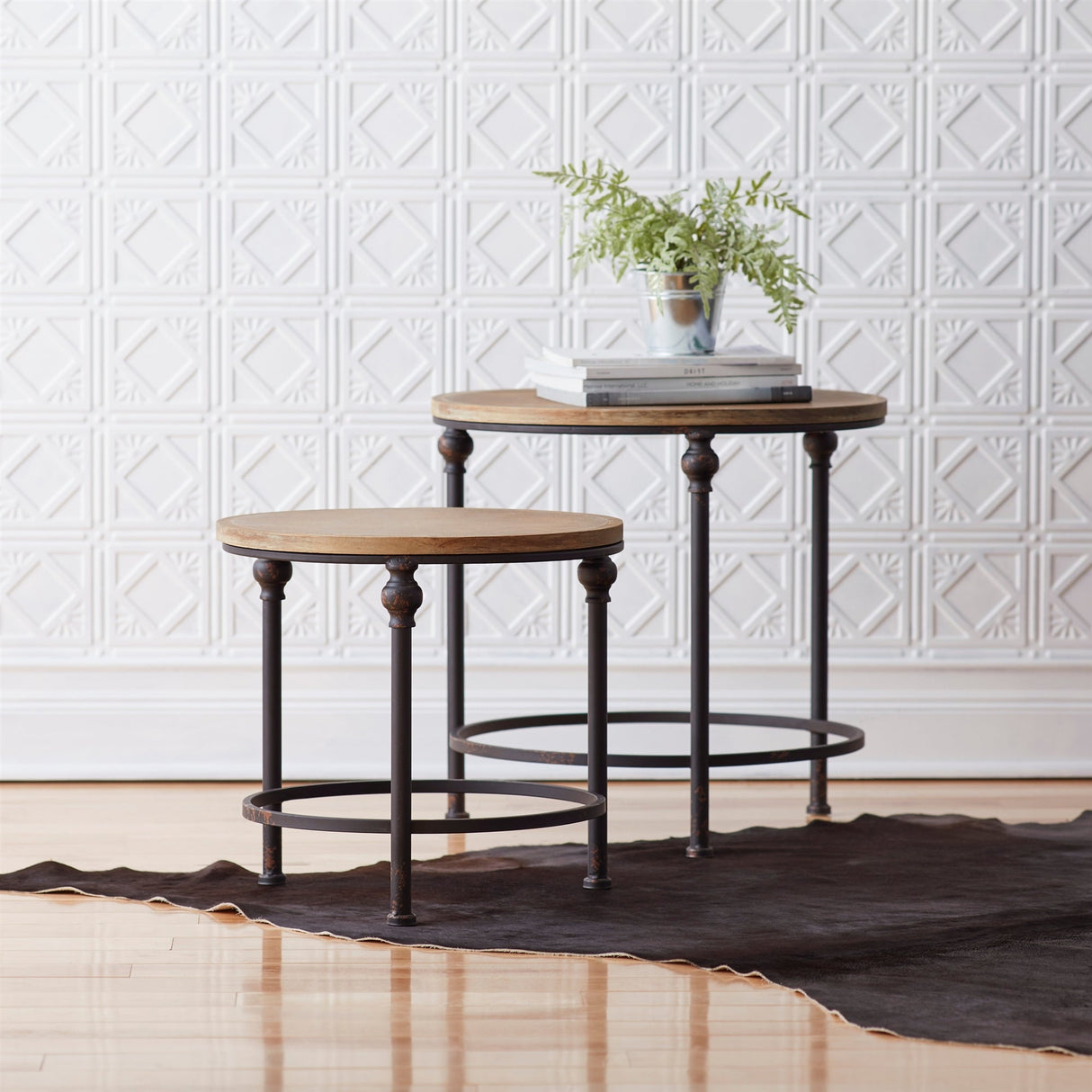 Natural-wood-and-metal-round-table-(set-of-2)-Accent-Tables