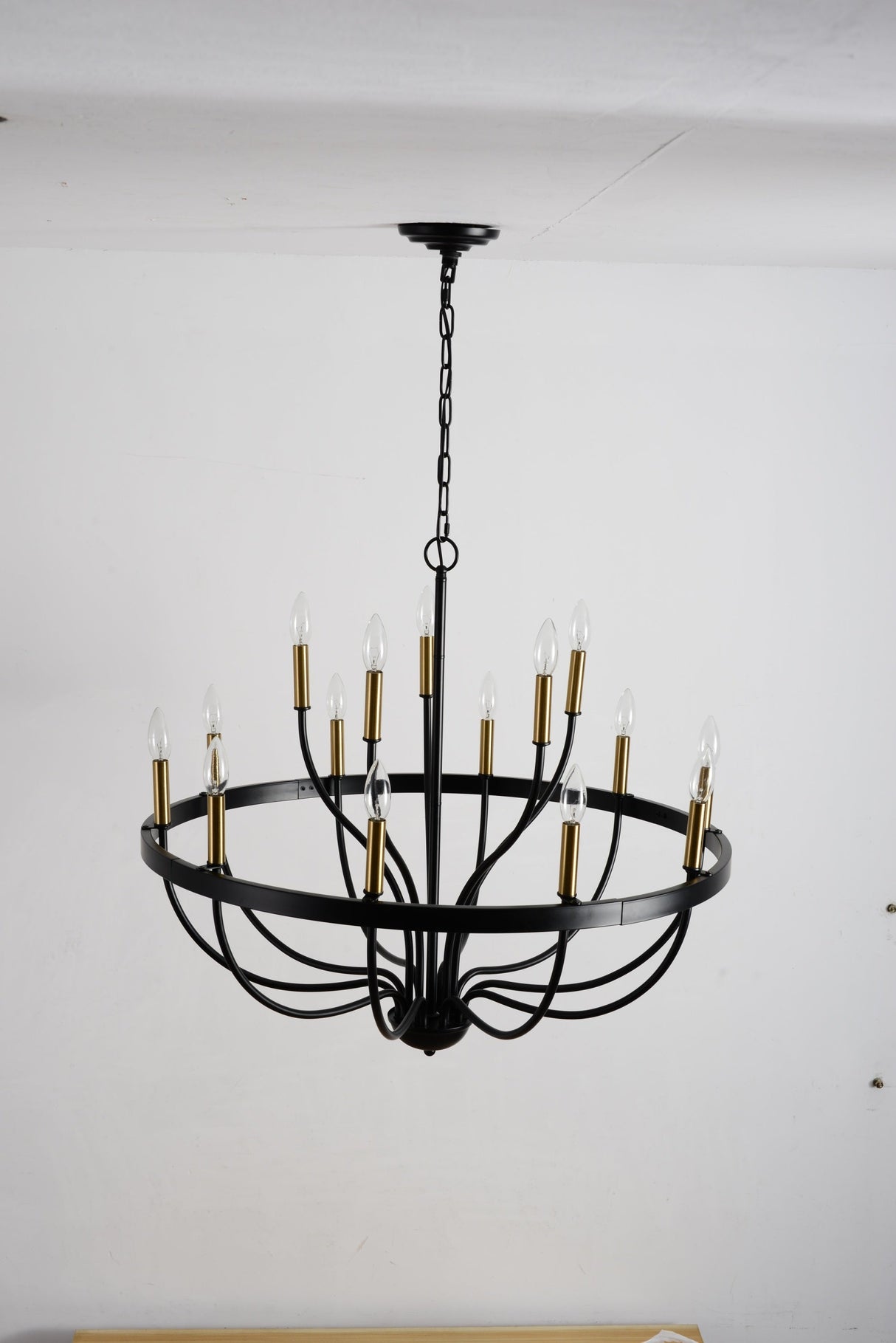 18-Light Industrial Iron Candle Chandelier