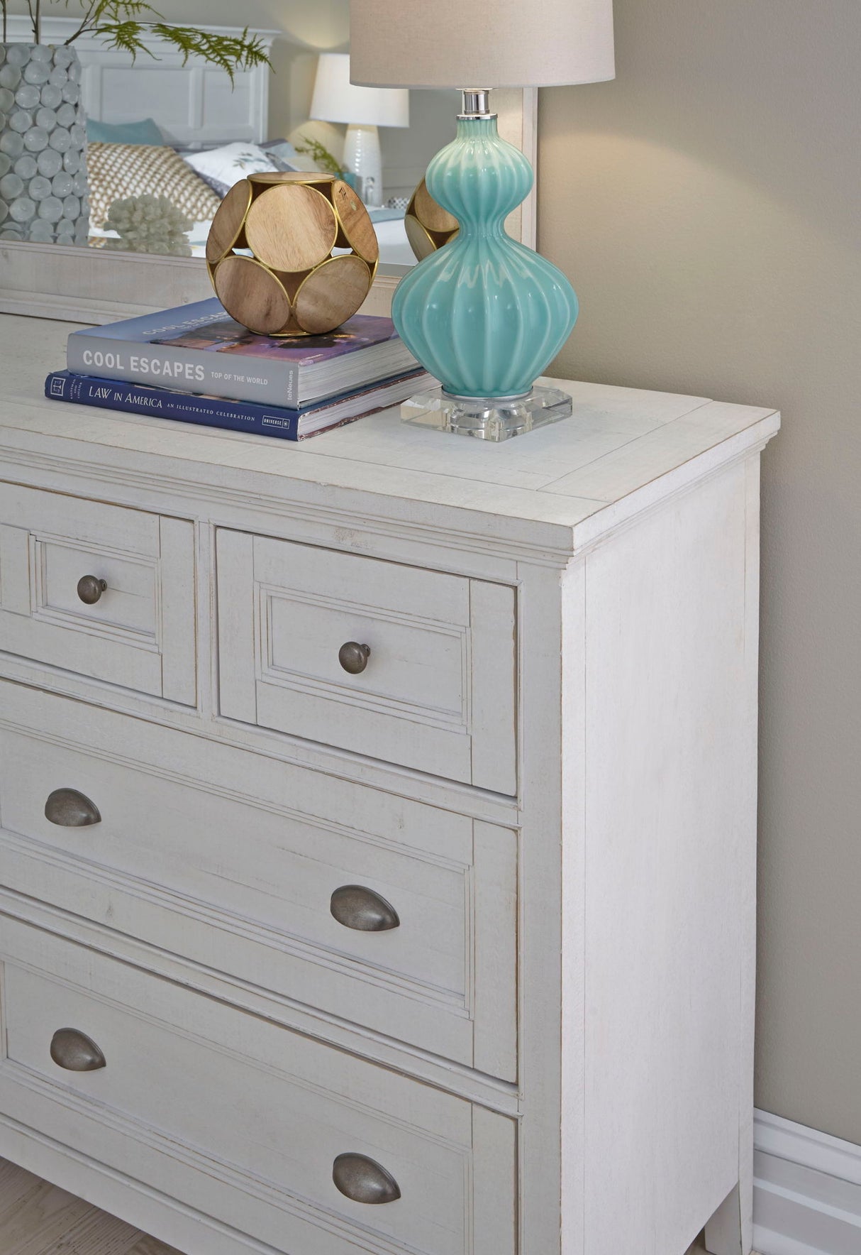 Heron Cove - Two Tone Drawer Dresser