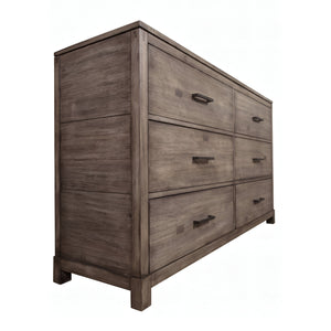 Traditional Style Dresser