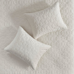 Ivory Velvet Quilt Set with Antimicrobial Finish - King/Cal King