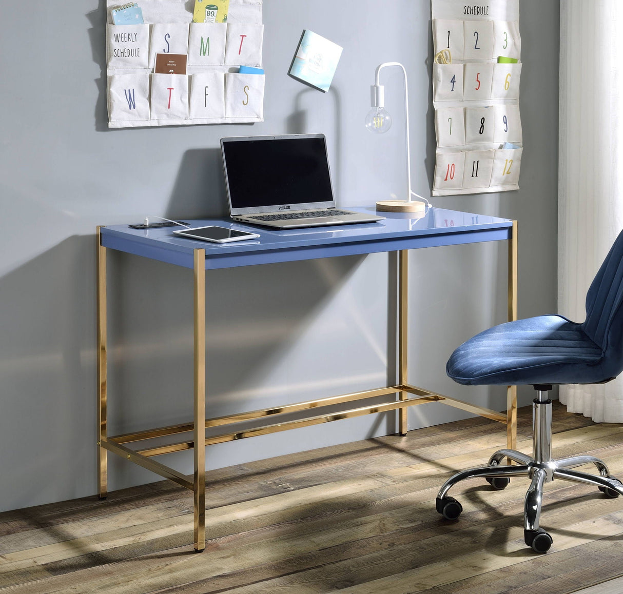 Midriaks - Writing Desk With USB