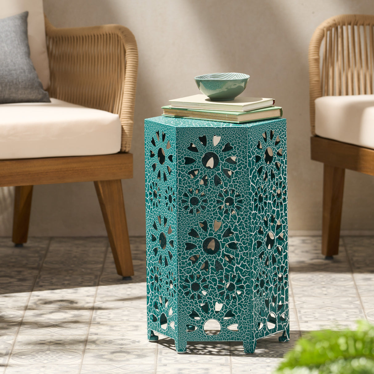 Eliana 12" side table