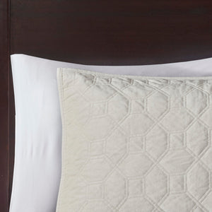 Ivory Velvet Quilt Set with Antimicrobial Finish - King/Cal King
