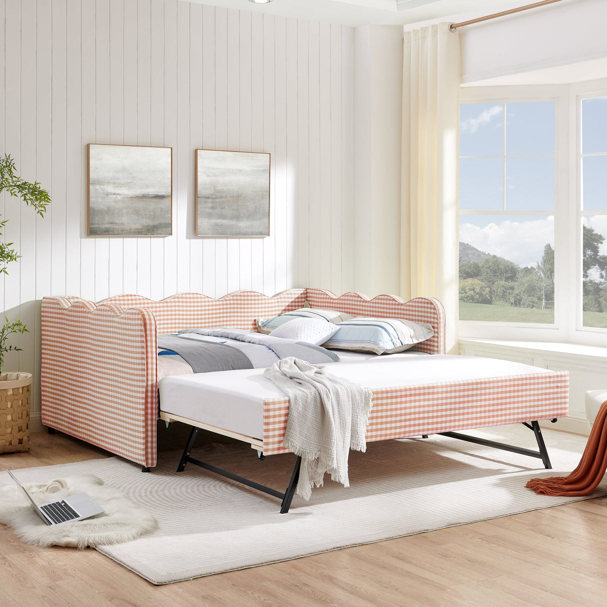 Full Size Cozy Gingham Daybed with Twin Size Trundle