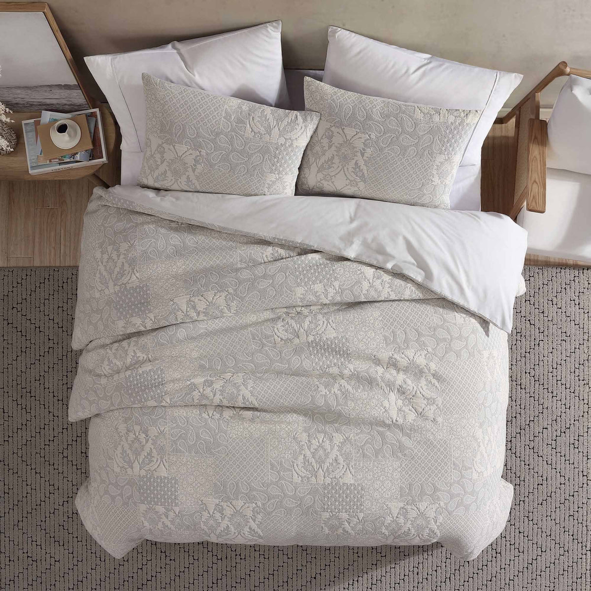 Paisley 3 Piece Ivory Cotton Matelassé Comforter Set with Breathable Weave
