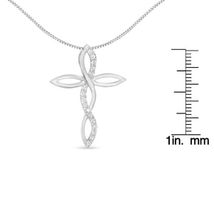 .925 Sterling Silver 1/4 cttw Diamond Cross Pendant Necklace (I-J, I3)