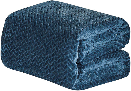 Noble house oversized and extra heavy chevron braided throw blanket (50" x 70")