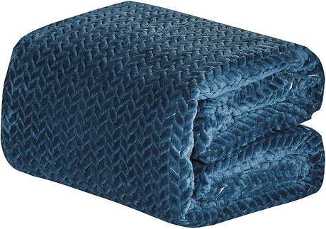 Noble house extra heavy chevron braided throw blanket (50" x 60")