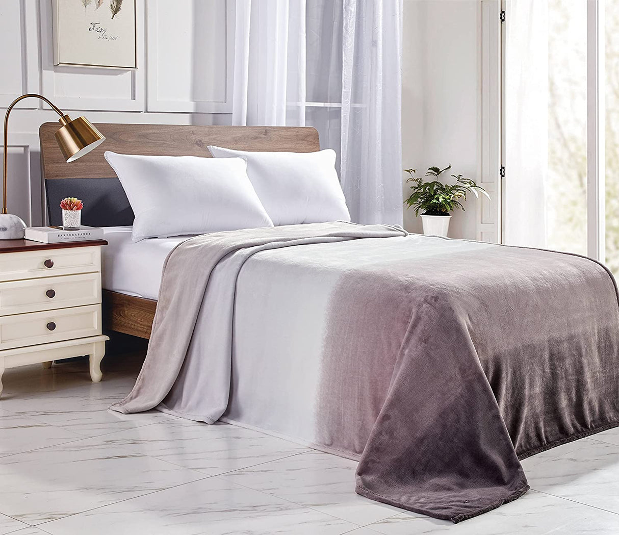 Ombre Style by Decor&More Oversized Luxe Plush Twin Size Blanket (60" x 90")