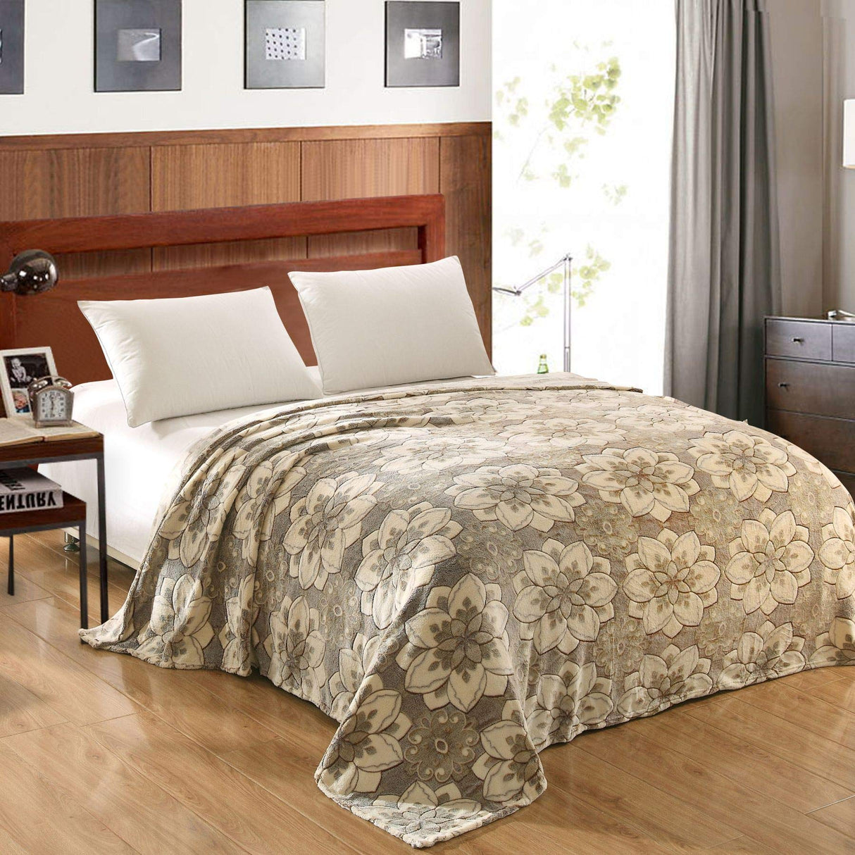 Decor&More Home Essentials Cameo Microplush Blanket