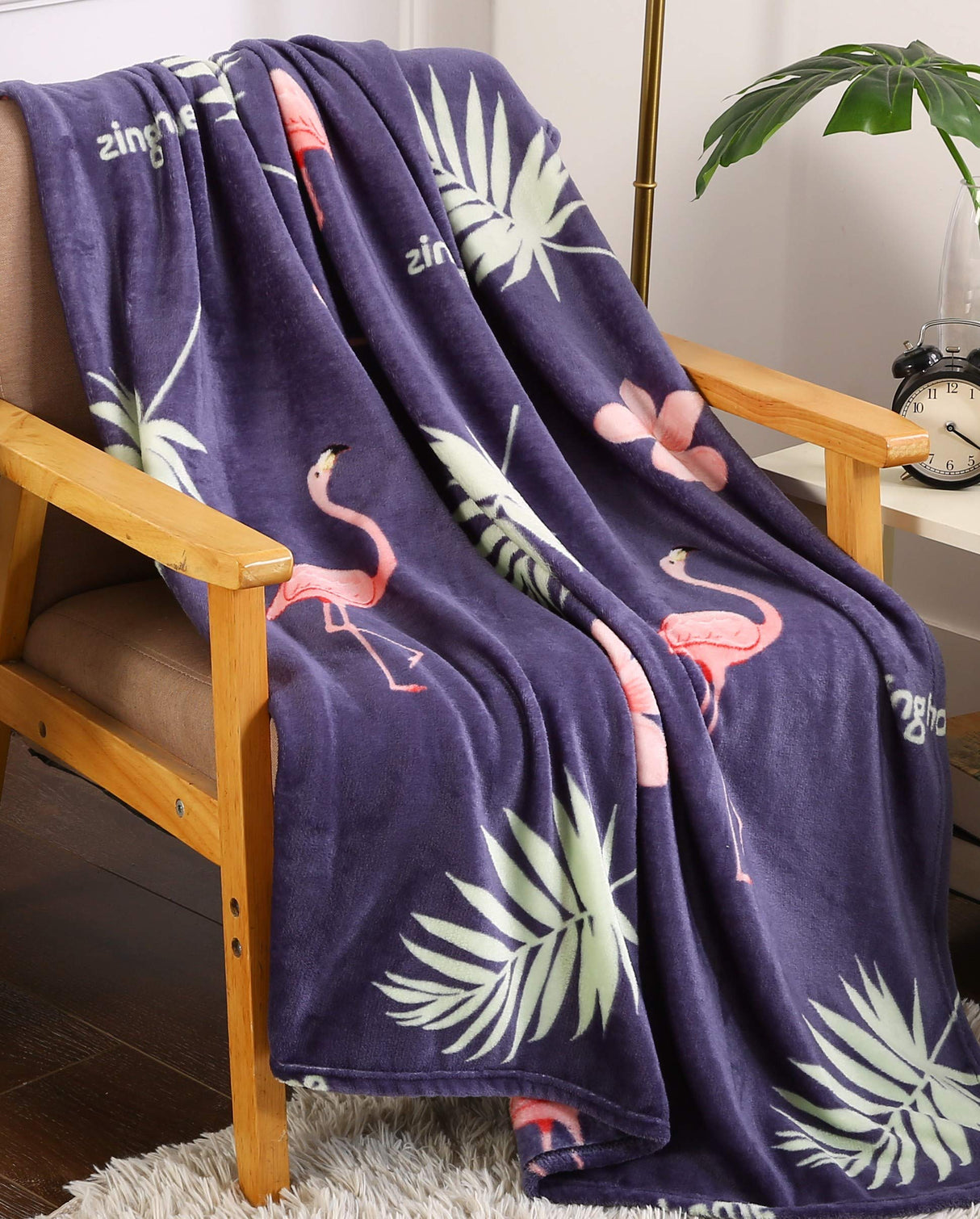Décor&More Home Essentials Tropical Plush Throw