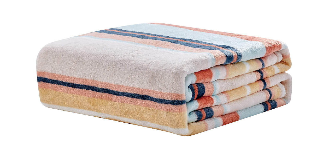 Oversized Luxe Plush Throw Blanket (50" x 70")