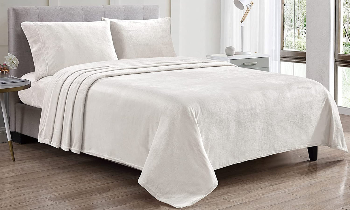 Decor&More Luxury Elegance Extra Soft Velvet Touch Microplush Sheet Set