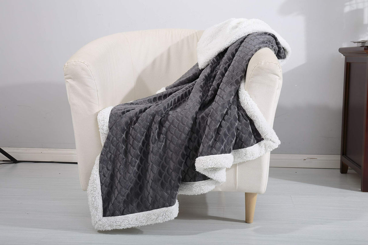 Decor&More Home Essentials Mermaid Oversized Sherpa Blanket