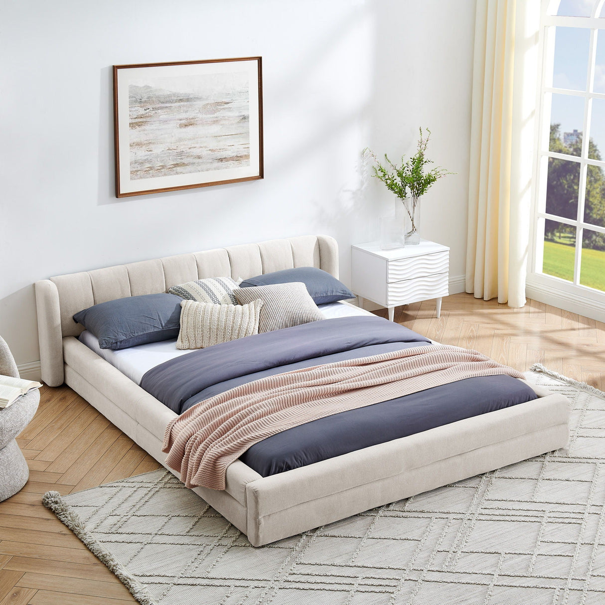 Modern Upholstered Bed Frame With Thick Fabric And Headboard