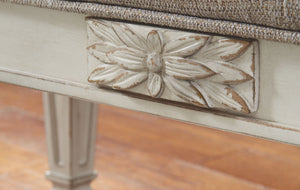 Realyn - Accent Bench - Antique White