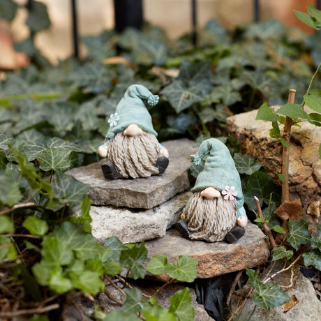 Stone-garden-gnome-figurine-with-flower-stem-accent-(set-of-4)-Artificial-Flowering-Plants