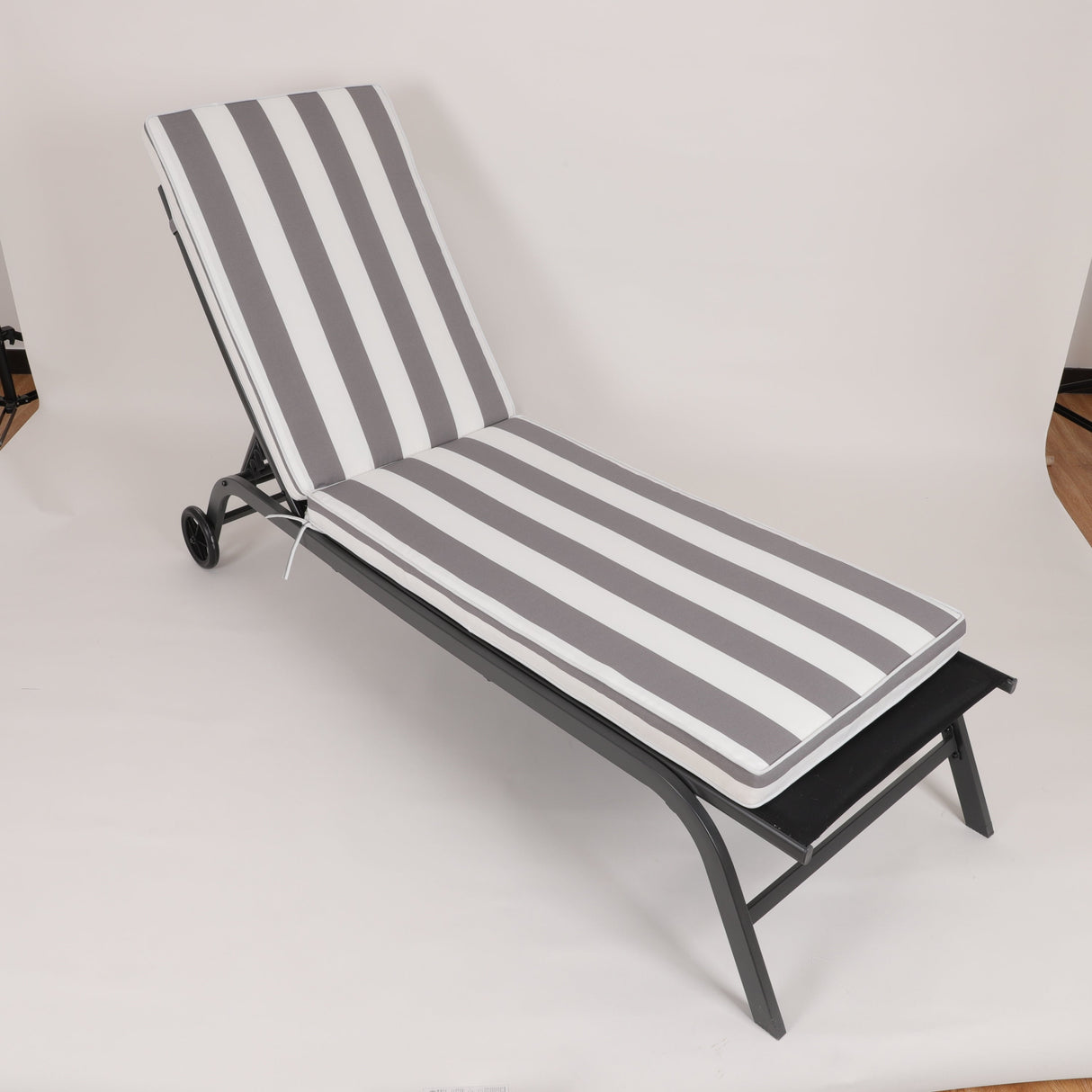 2-Piece Outdoor Chaise Lounge Cushion Set, Grey/White