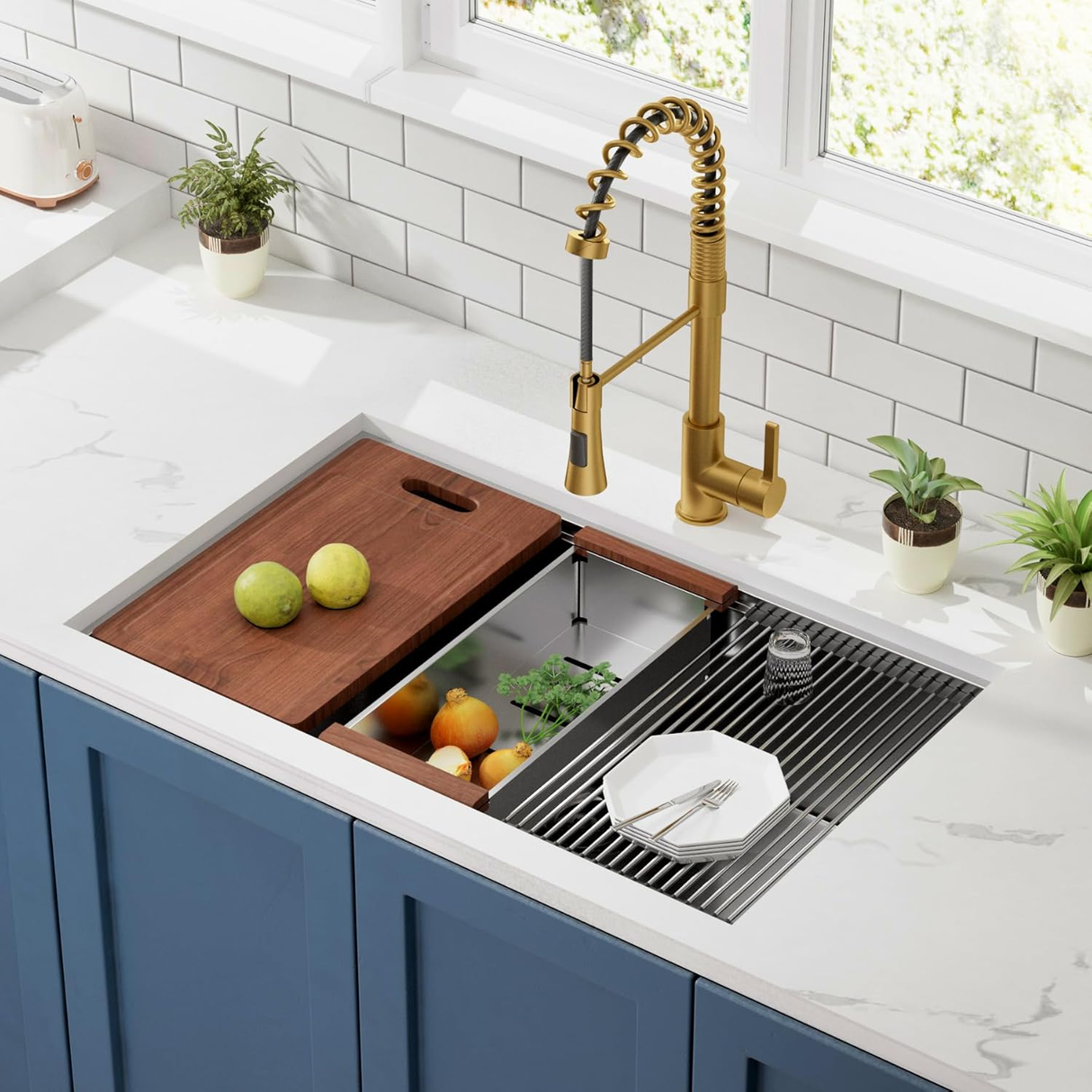 32" x 18" Undermount Workstation Sink