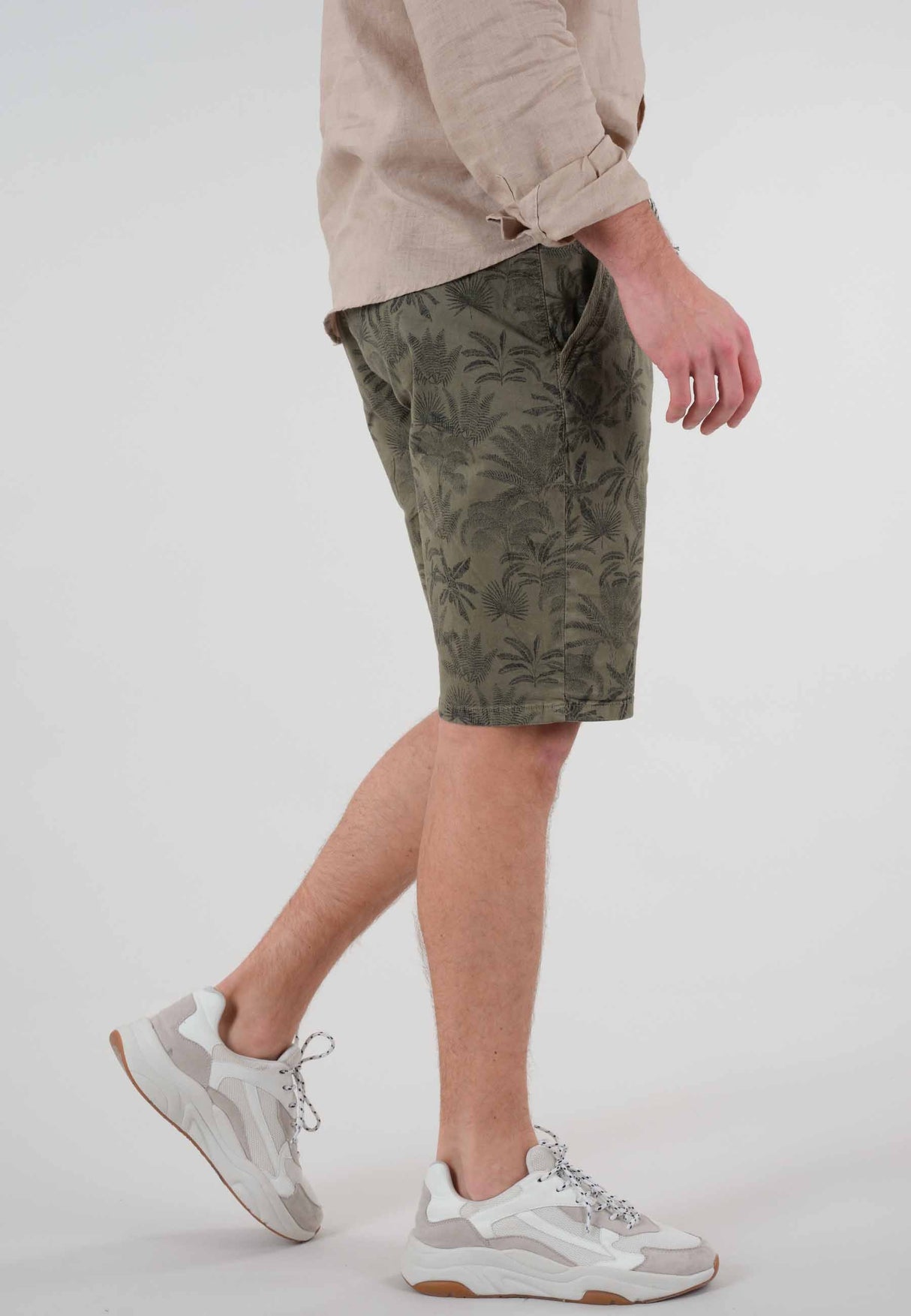 Deeluxe Karubi Shorts