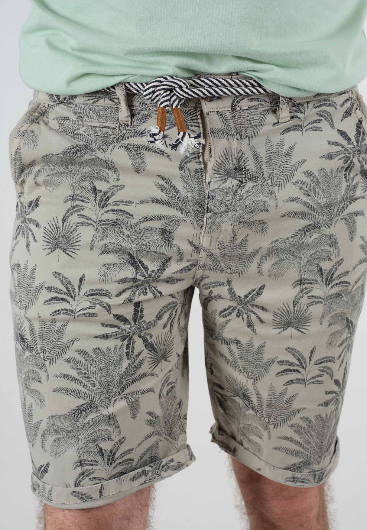 Deeluxe Karubi Shorts