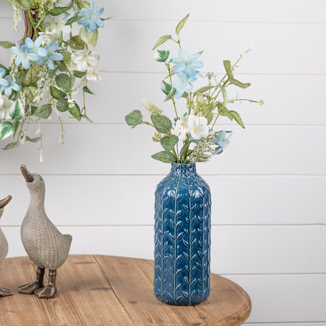 Ceramic leaf pattern vase (set of 2)