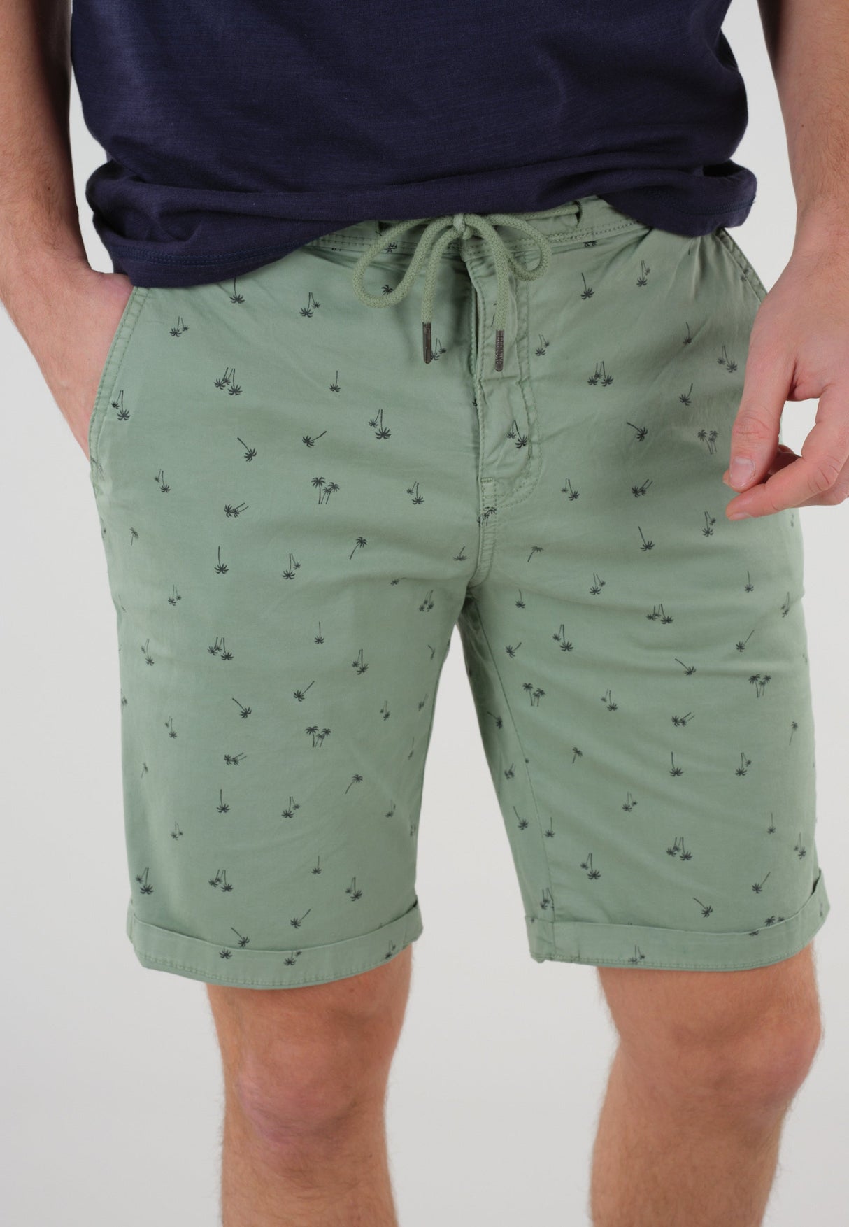 Deeluxe Cloud Shorts