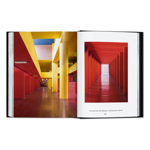 Entryways of Milan. Ingressi di Milano. 45th Ed. (English, Italian)