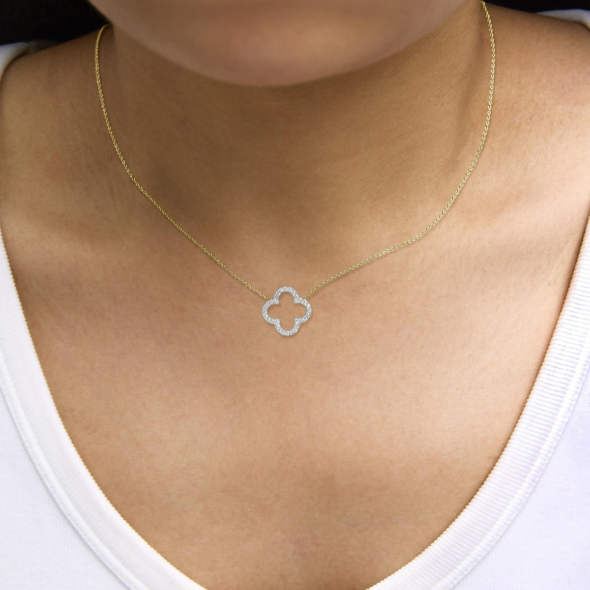 Gold Vermeil 1/10 Cttw Diamond Clover Pendant Necklace