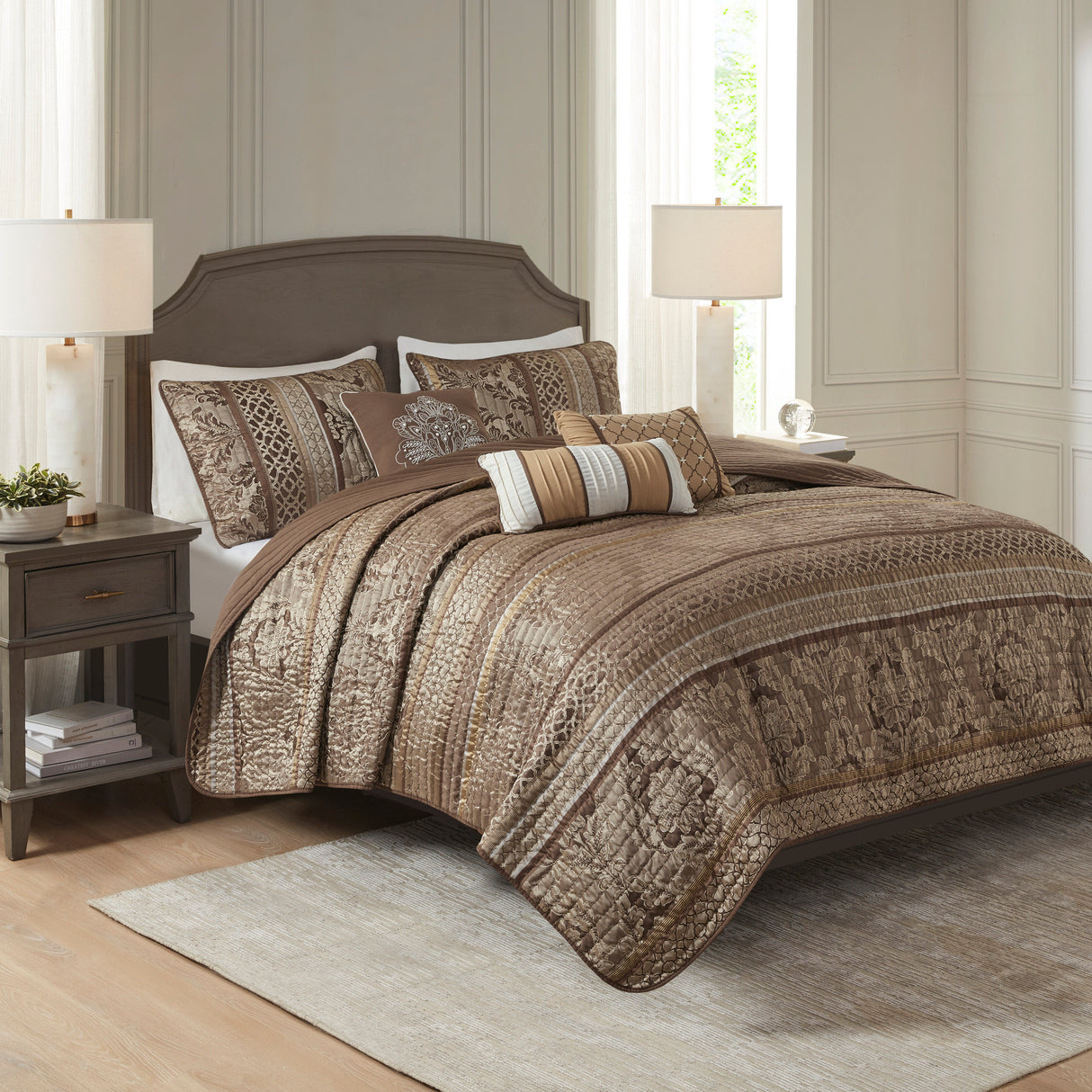 6 Piece Jacquard Quilt Set with Throw Pillows Brown/Gold Full/Queen
