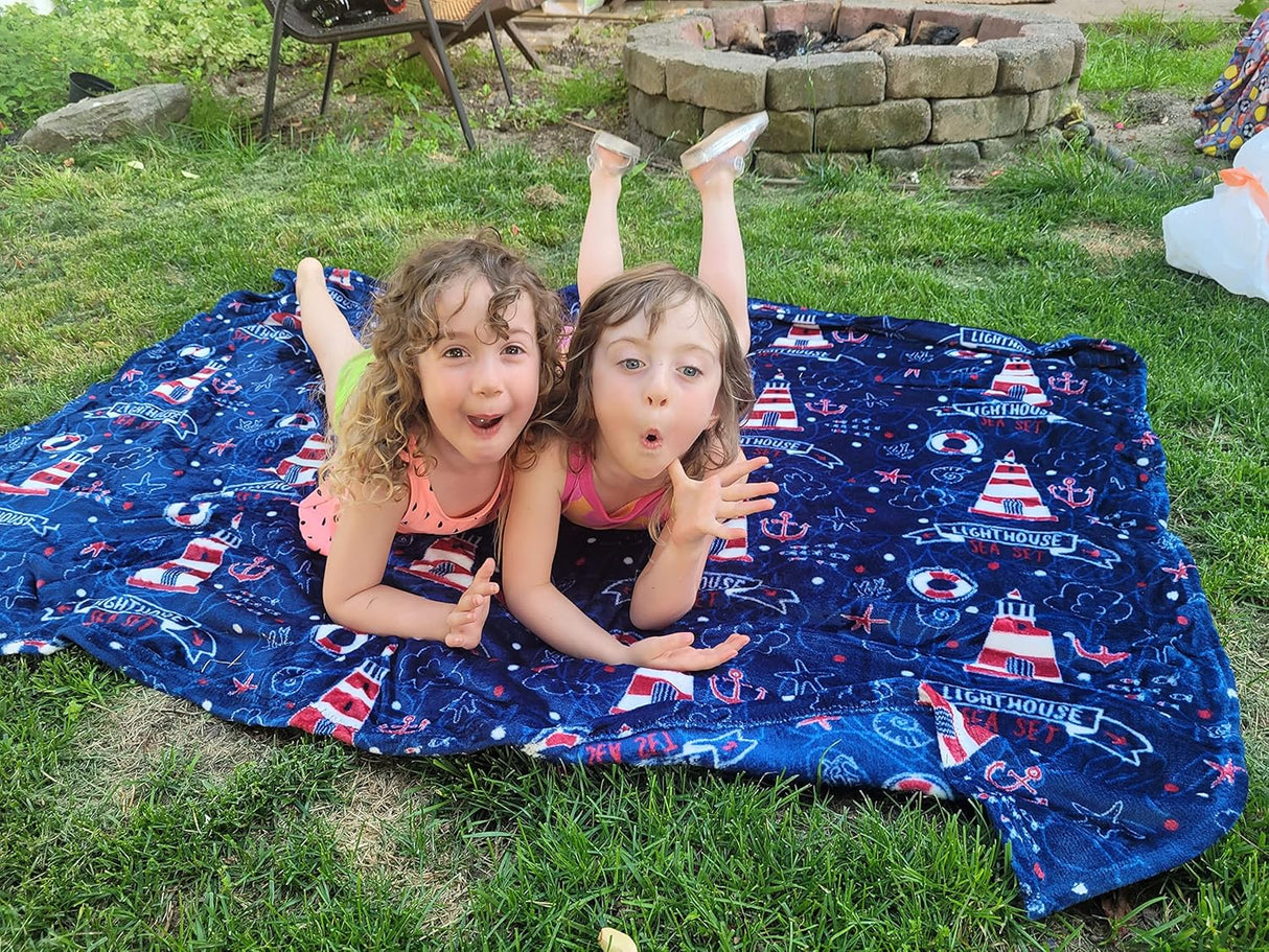 Soft Fleece Throw Blanket 50x60 – Lightweight Cozy Bed Couch Sofa Blanket for All Seasons