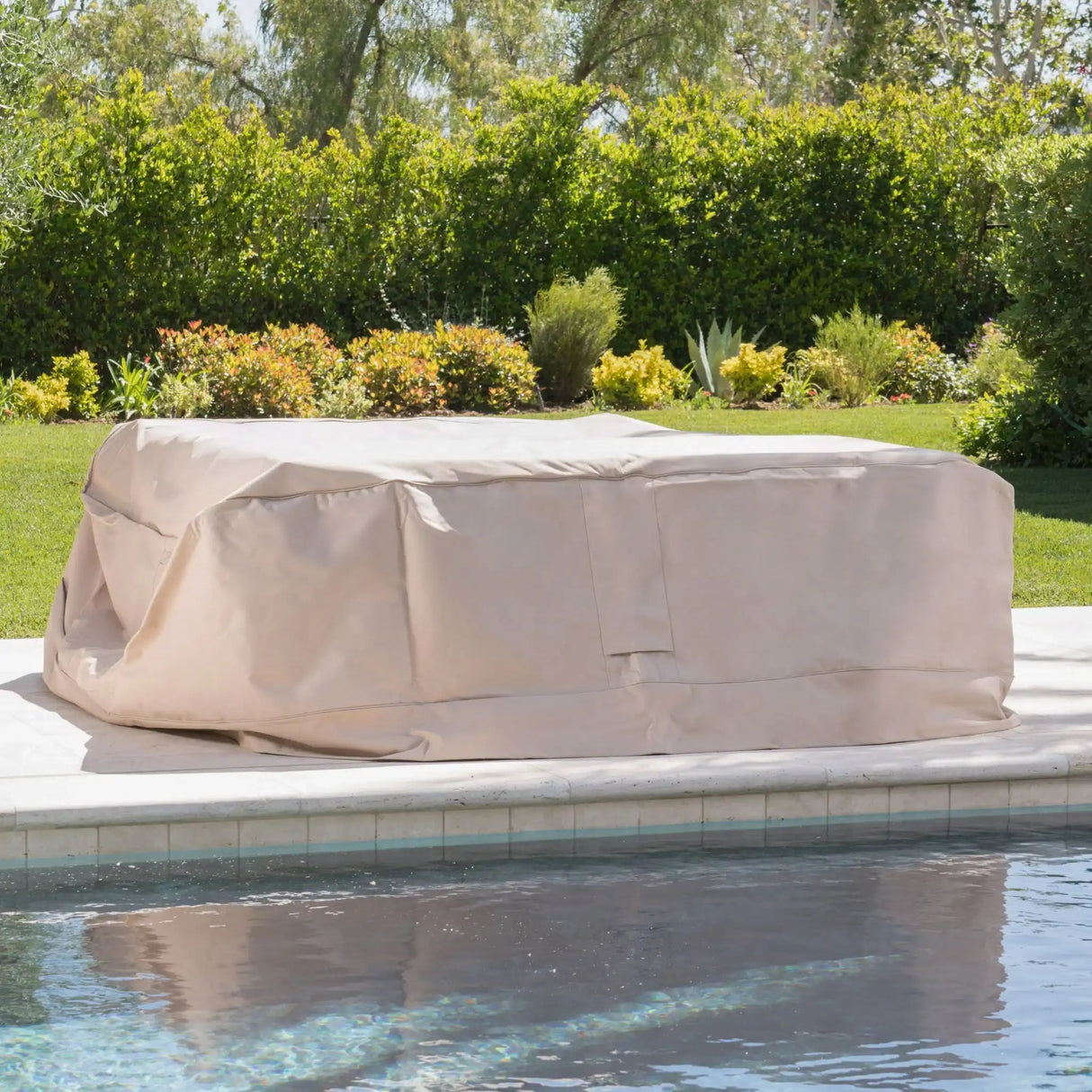Shield - Waterproof Chat Set Cover