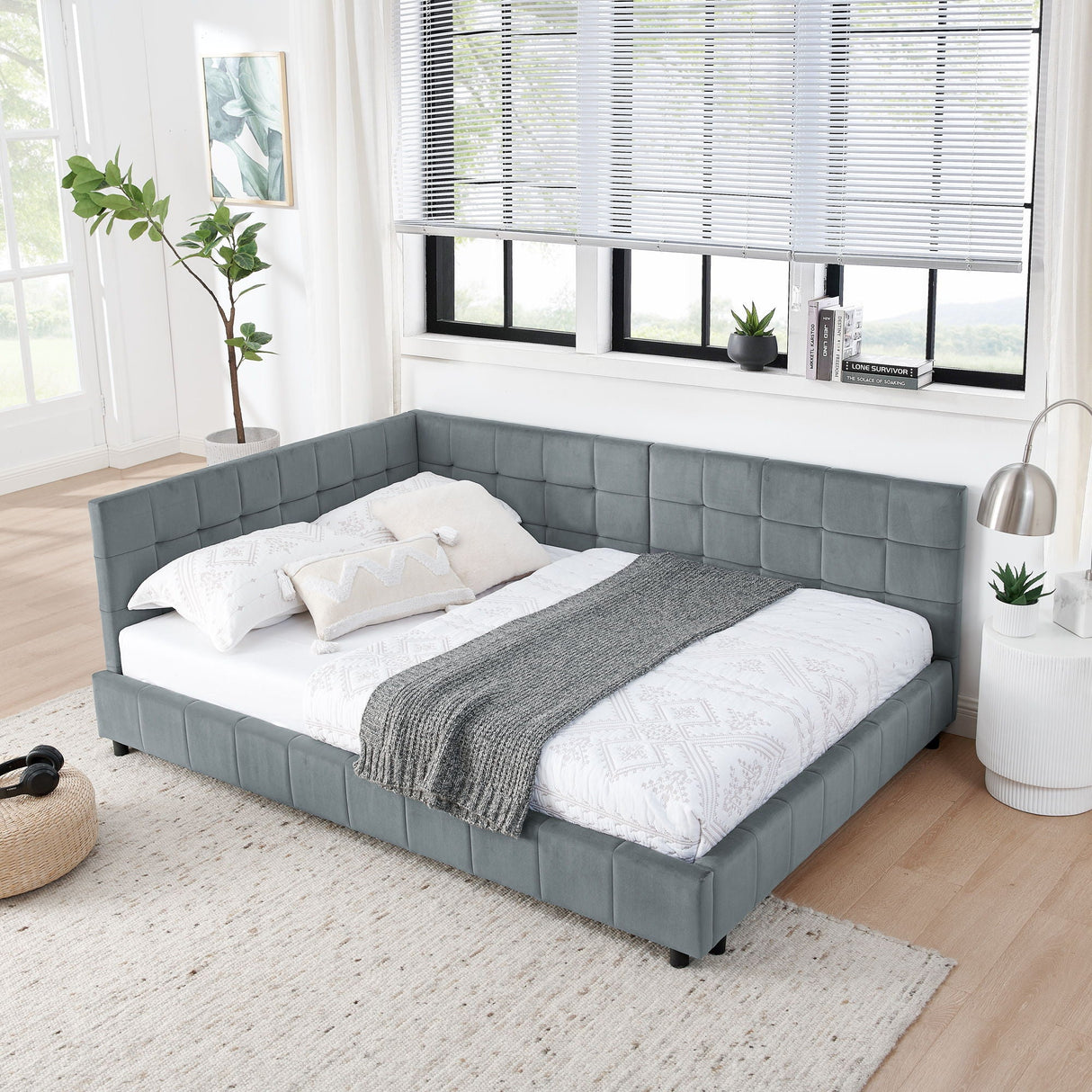 Mid-Century Storage Upholstered Tufted Bed Frame with Backrest and Armrests