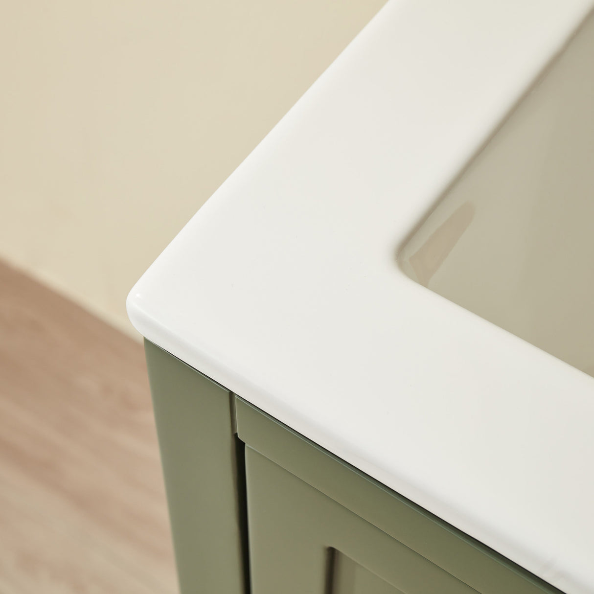Fully Assembled 18'' Freestanding Single Bathroom Vanity