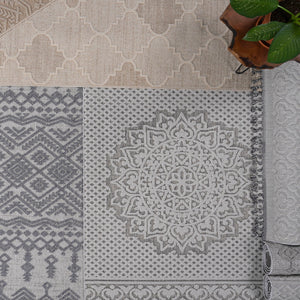 Guros - 6' X 9' Geometric Indoor / Outdoor Area Rug - White