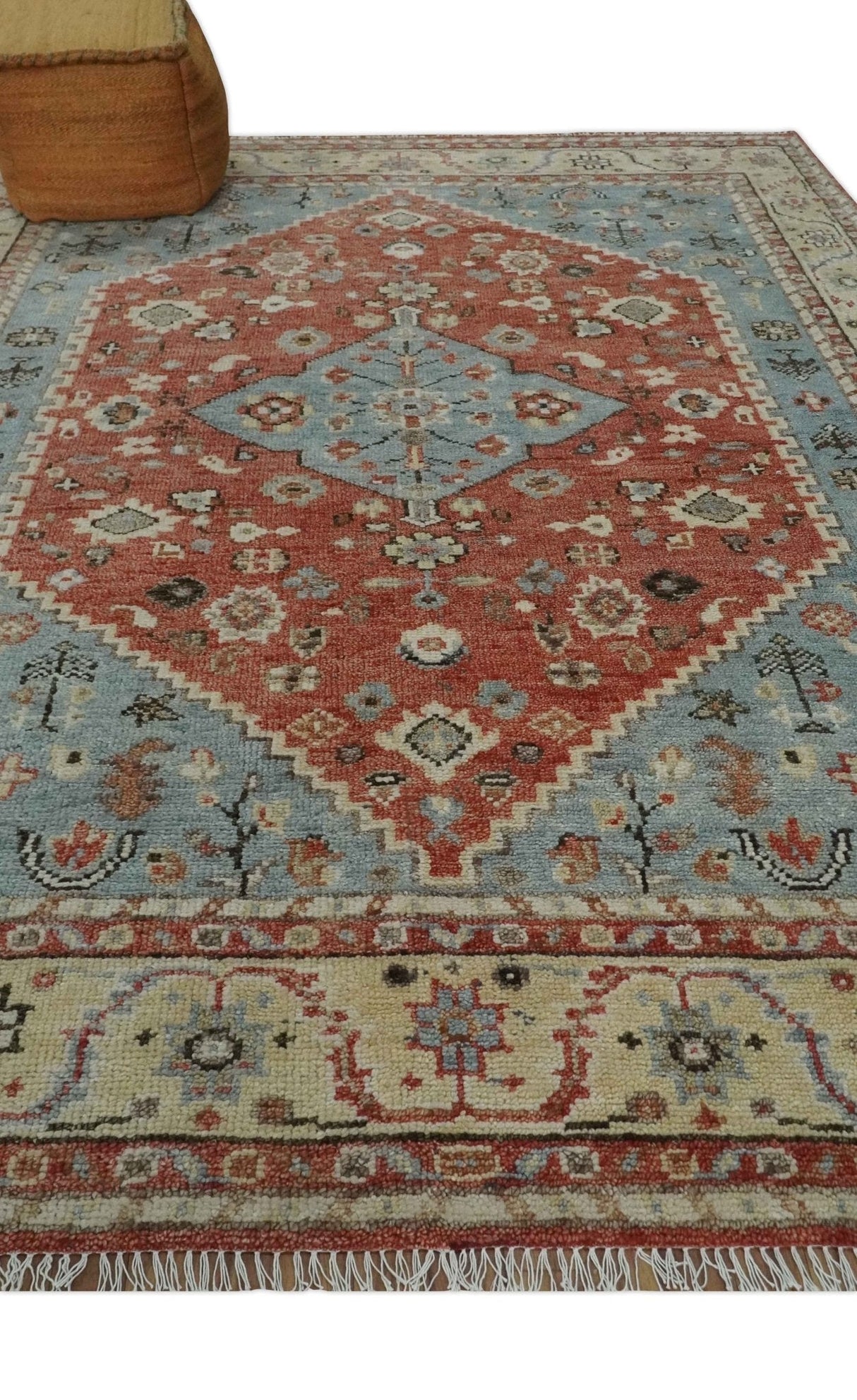 8x10 Antique look Traditional Floral Gray, Rust and Beige Hand knotted wool Area Rug