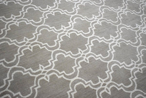 Modern Geometrical Hand Tufted Silver Wool 8x10 Area Rug