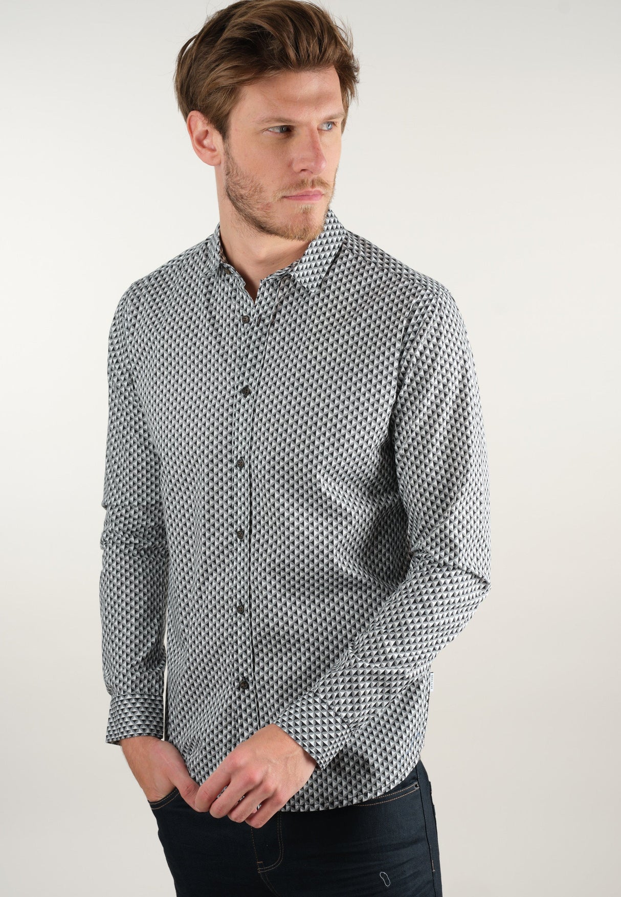 Deeluxe Design Long Sleeved Shirt