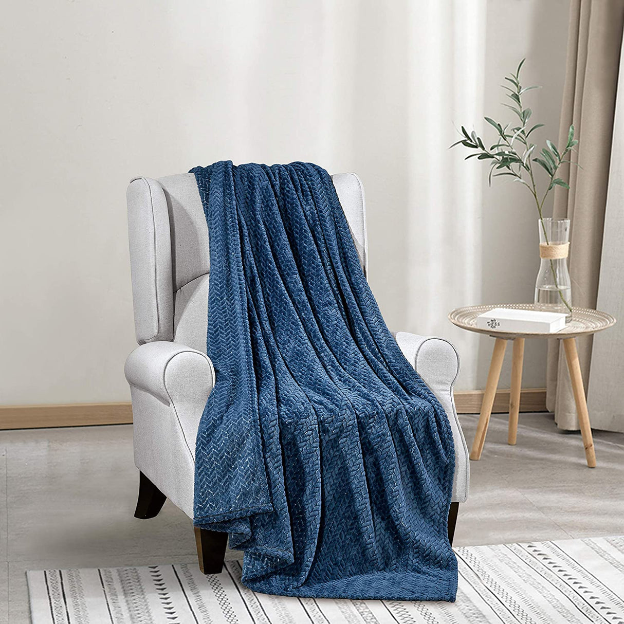 Noble house oversized and extra heavy chevron braided throw blanket (50" x 70")