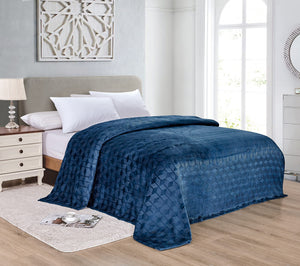 Ultra Plush by Decor&More Amrani Chevron Arrow Jacquard Microplush Blanket