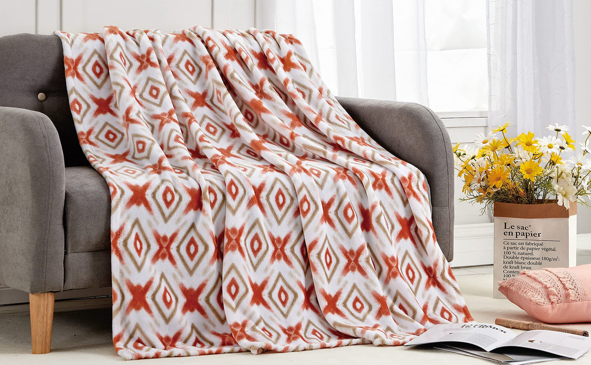 PlushElegance by Decor&More Extra Soft Oversized Throw Blanket (50" x 70") - Idris Geometric