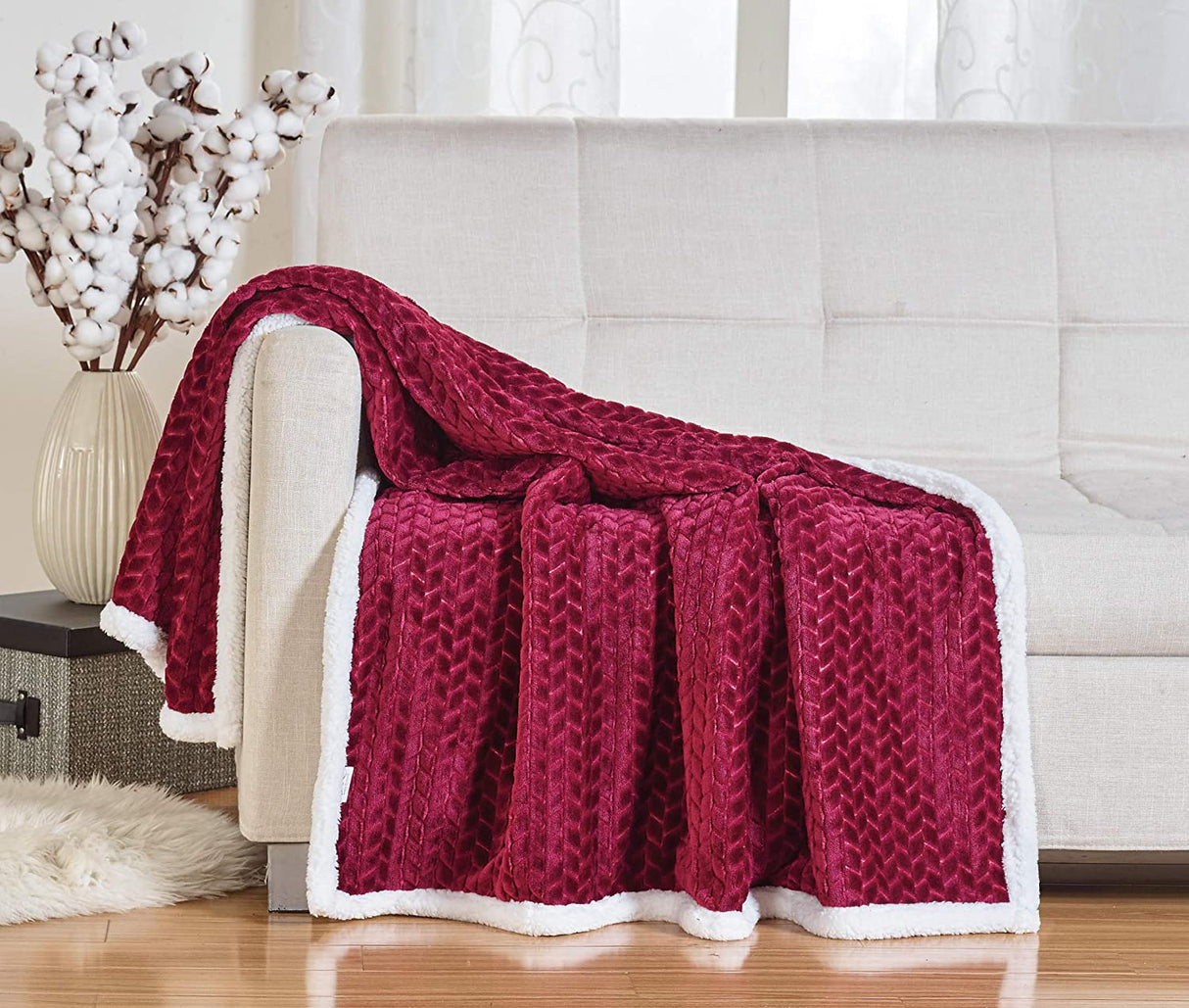 Homeessentials ultra lush heavy sherpa throw blanket (50" x 60")